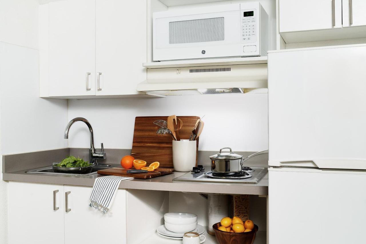 Intown Suites Extended Stay Atlanta Ga - Ksu ケネソー エクステリア 写真